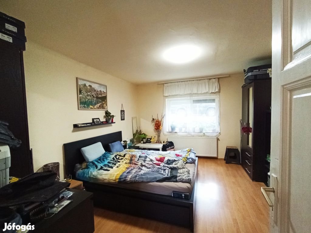 XIV. Kerület, Ilosvay Selymes utca, 29 m2-es, társasházi