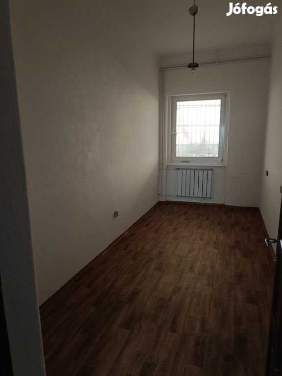 XIV. Kerület, Öv utca, 295 m2-es, logisztika - raktározás, 15 szobás