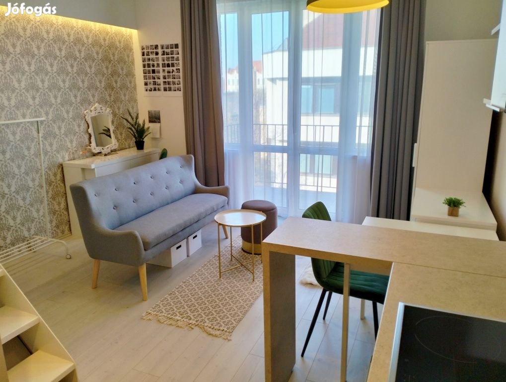 XIV. Kerület, Thököly út, 25 m2-es, társasházi lakás, 1