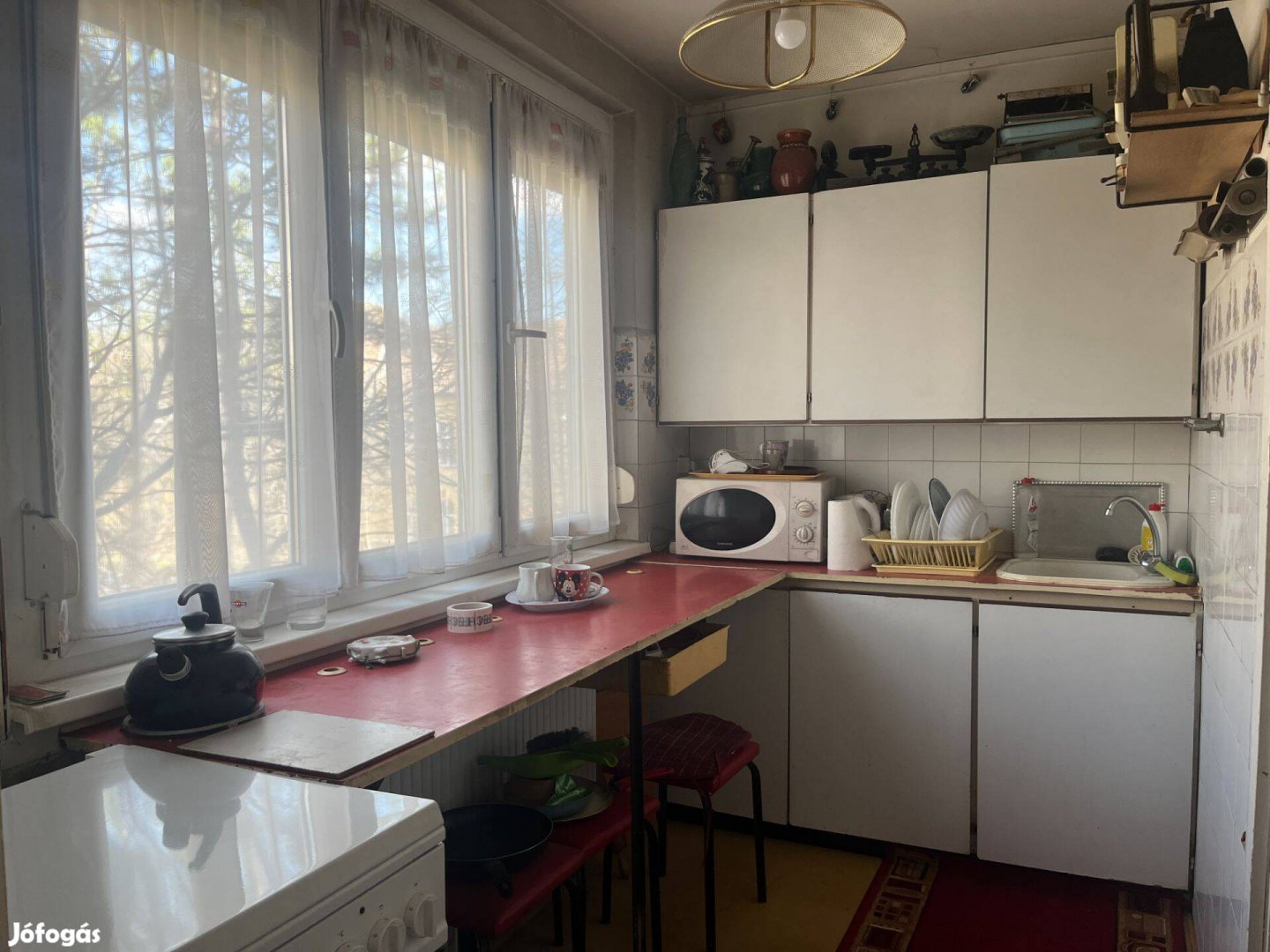 XIV. ker. Kiváló lokáció, 50 nm-es panellakás parkos környezetben