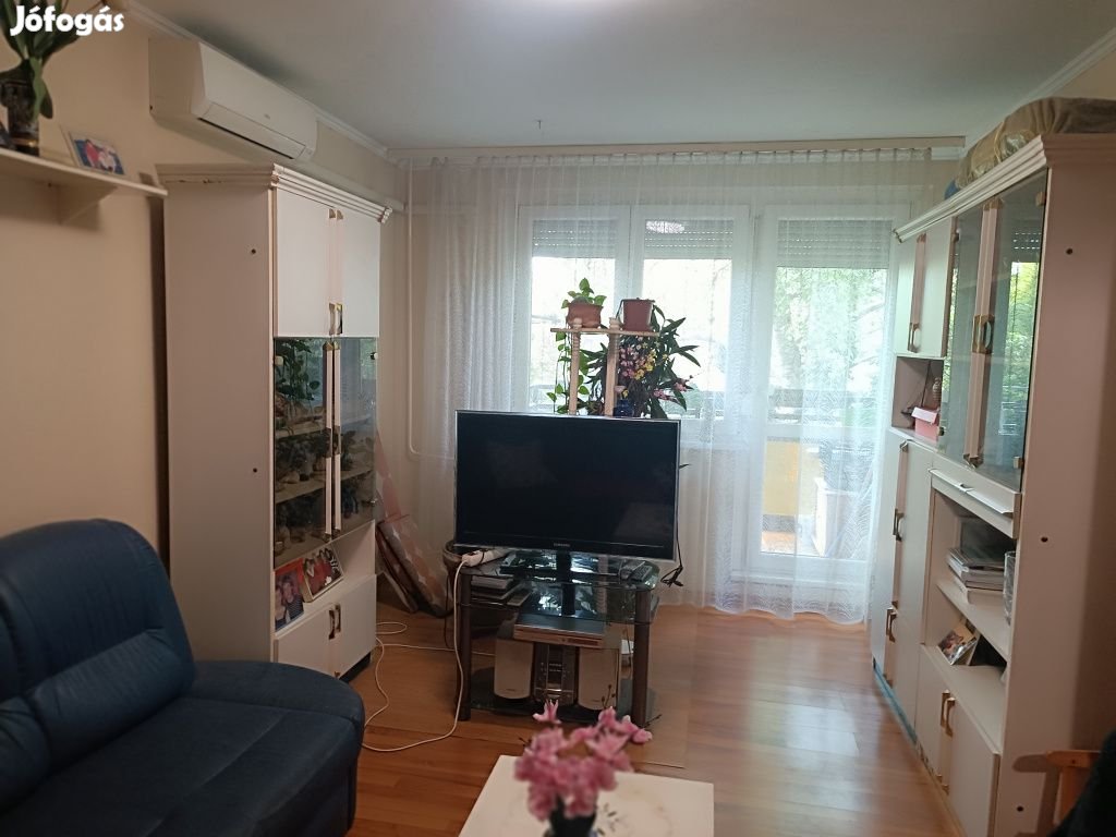 XIX. Kerület, Városháza közelében, 75 m2-es, társasházi