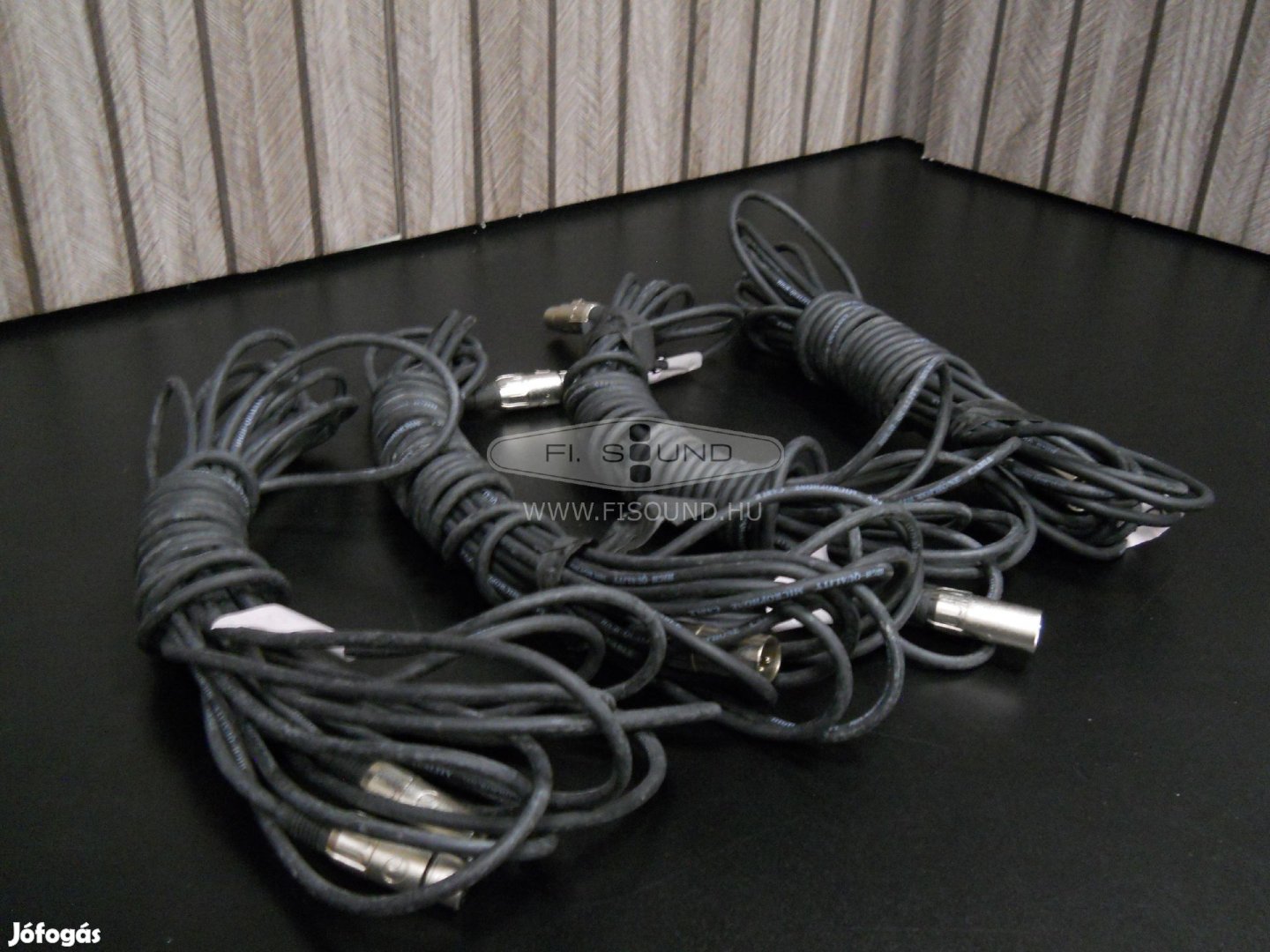 XLR - XLR sztereo szilikonos gumi mikrofon kábel 10m-es ,4db