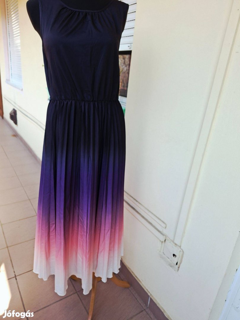 XL-es ombre pliszirozott elegáns női ruha