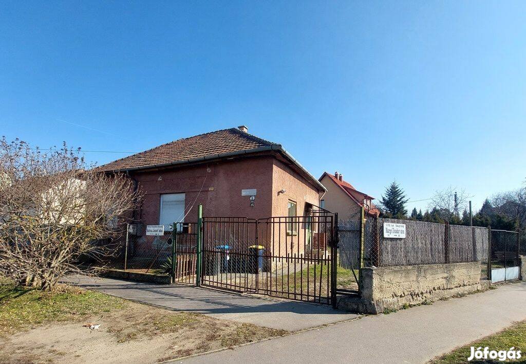 XVIII. Bókaytelepen telek bontandó házzal eladó