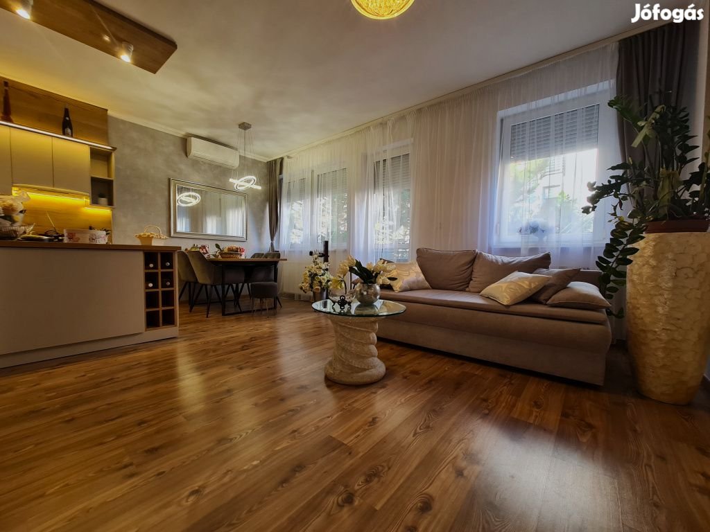 XVIII. Kerület, Királyhágó utca, 55 m2-es, földszinti, társasházi