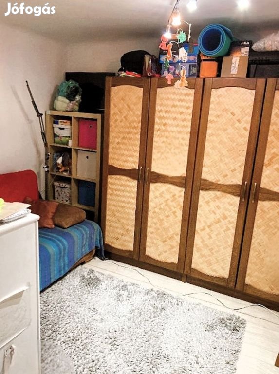 XV. Kerület, Palánk utca, 35 m2-es, házrész, 11 szobás,