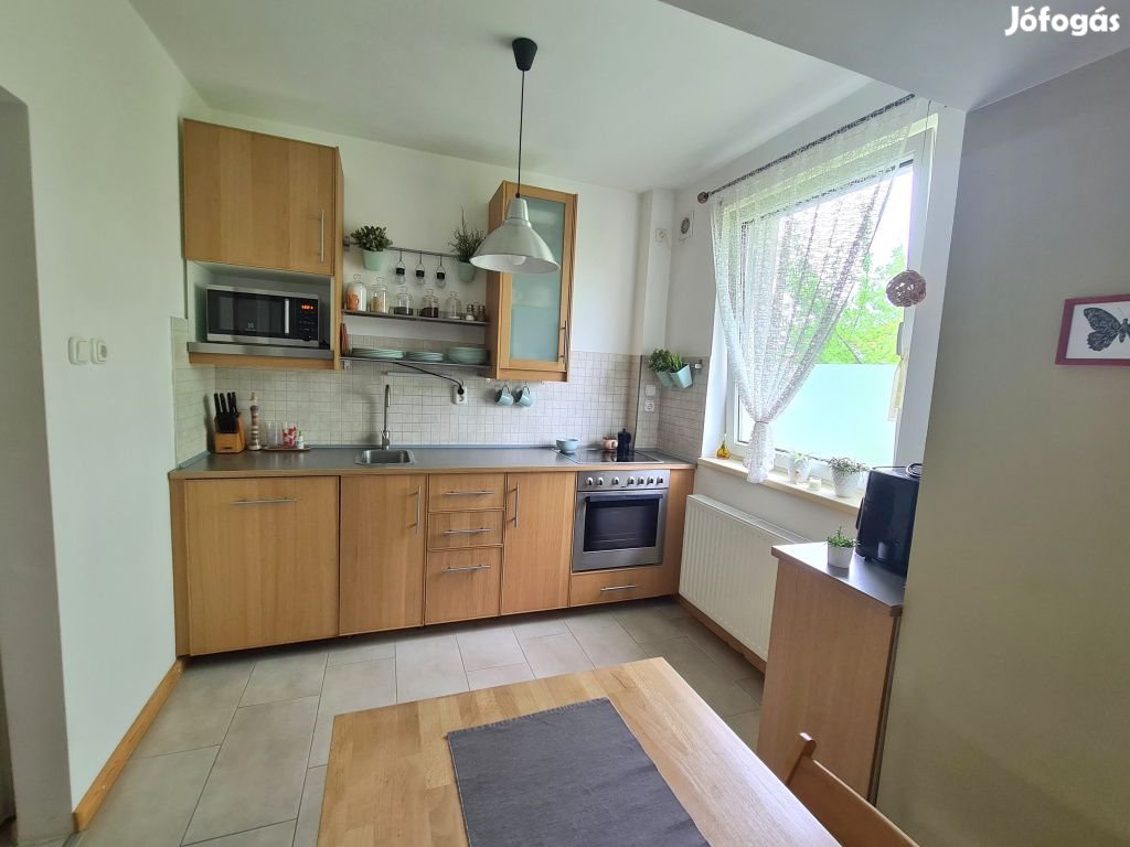 XV. Kerület, Szilas park, 79 m2-es, 4. emeleti, társasházi lakás