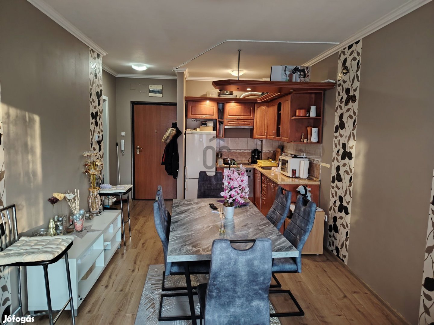 XV. kerületi eladó tégla társasházi lakás