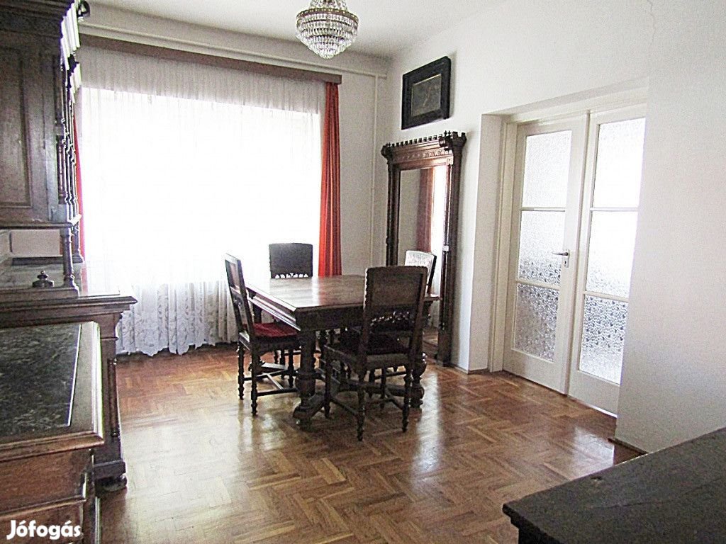 XXII. Kerület, Nagytétényben található utca, 107 m2-es, családi ház