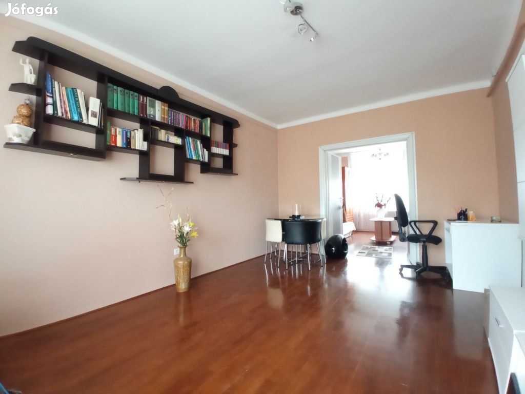 XXI. Kerület, ERDŐSOR utca, 55 m2-es, 2. emeleti, társasházi lakás