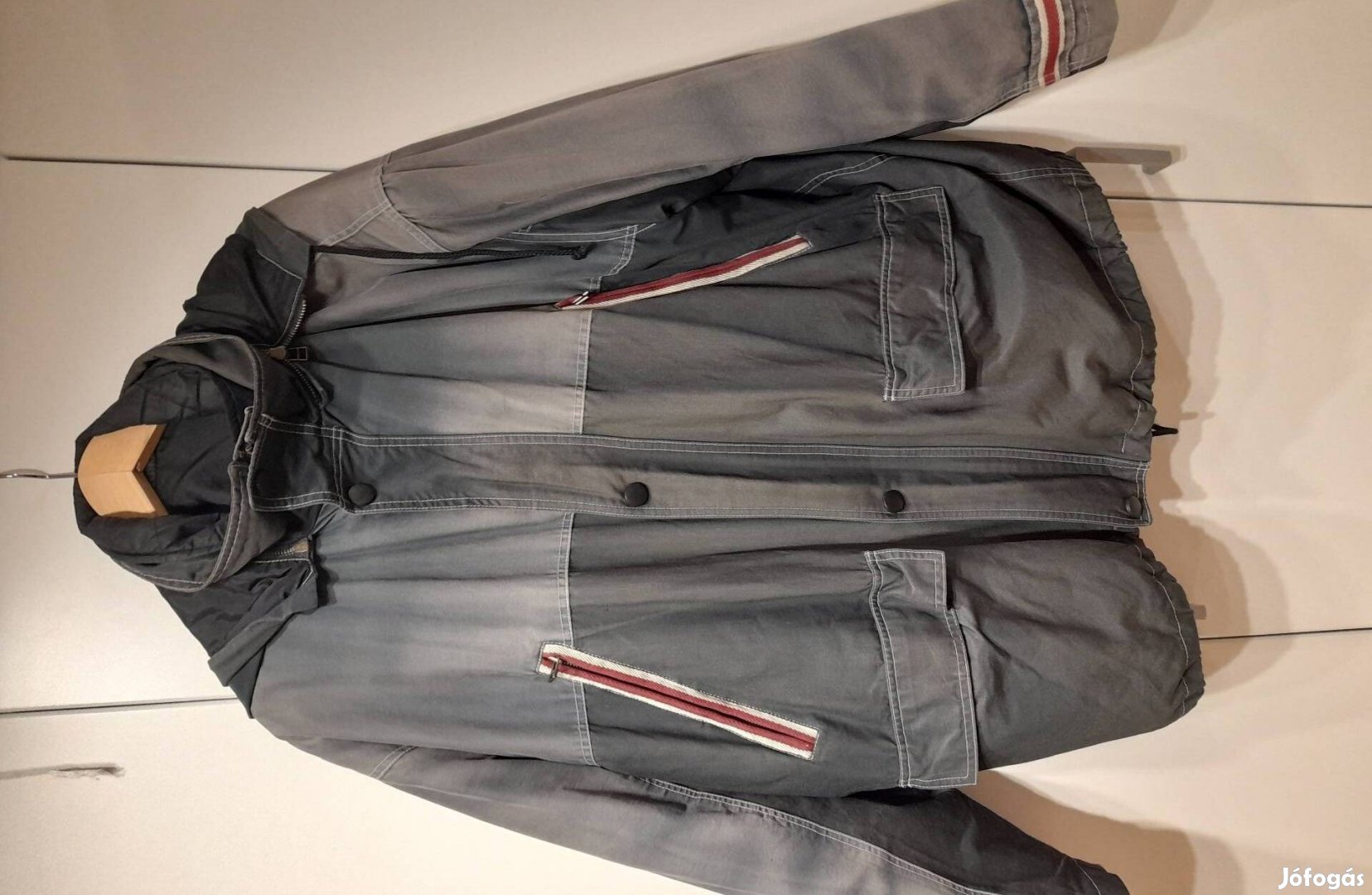 XXL-es Lotto kétrétegű kapucnis kabát