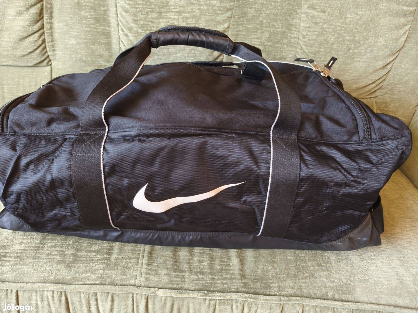 XXL-es Nike sporttáska eladó