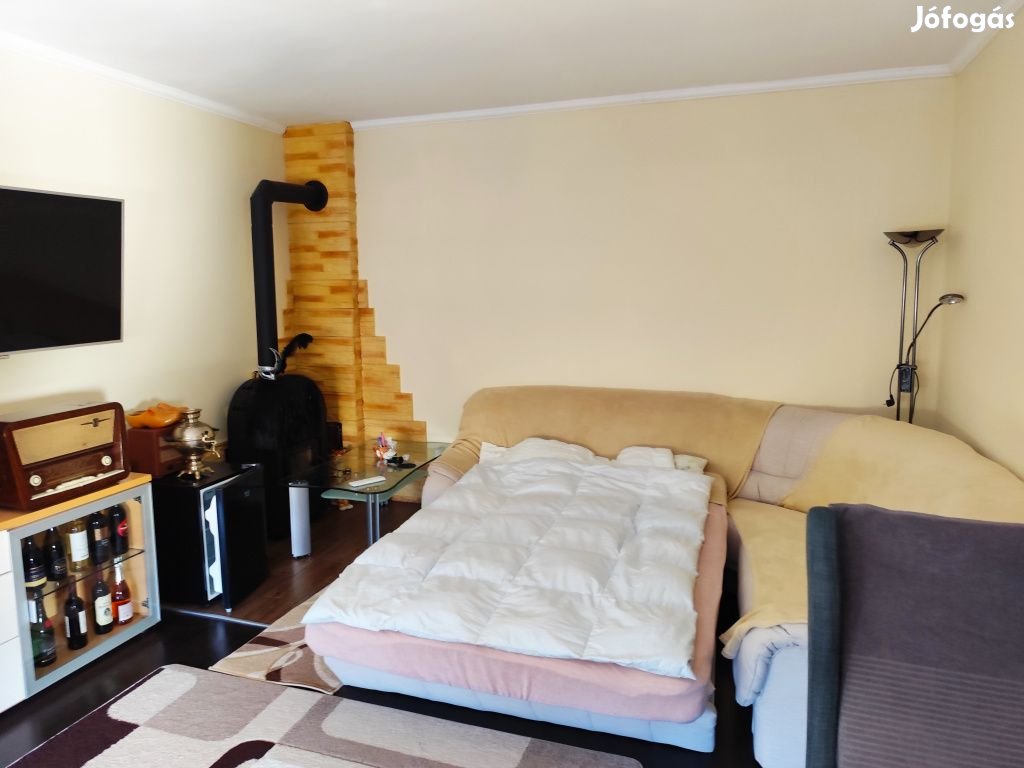 XX. Kerület, Vörösmarty utca, 87 m2-es, családi ház, 3 szobás