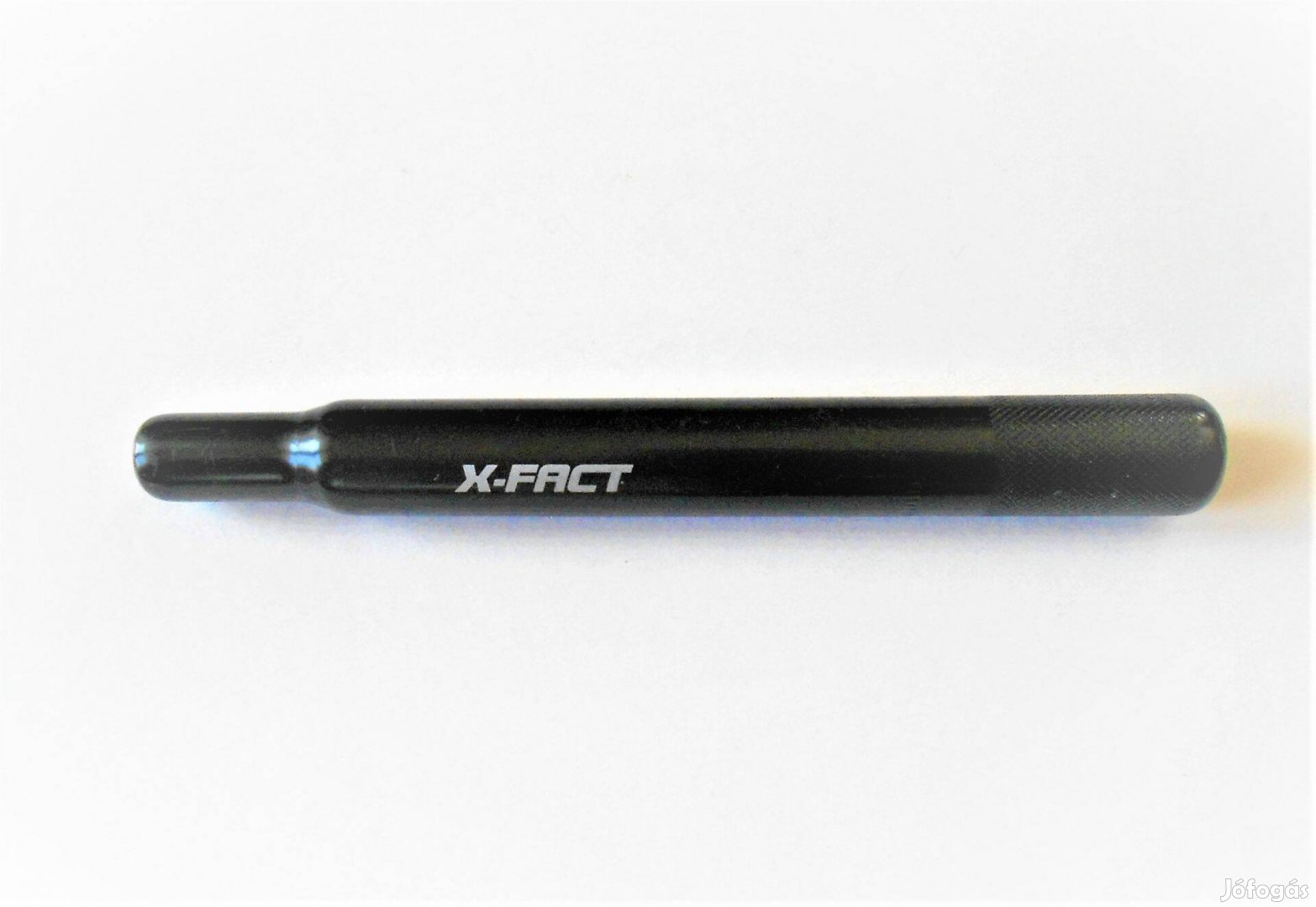 X-Fact nyeregcső fekete. Hosszúság: 25.5 cm