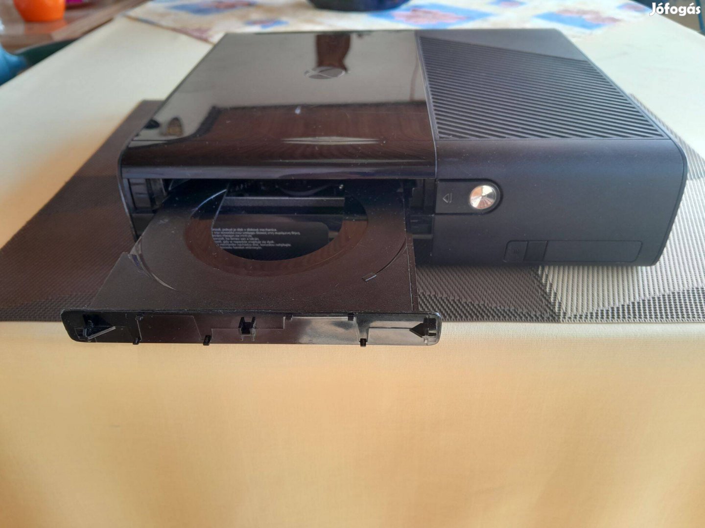 Xbox 360 E konzol Hibás