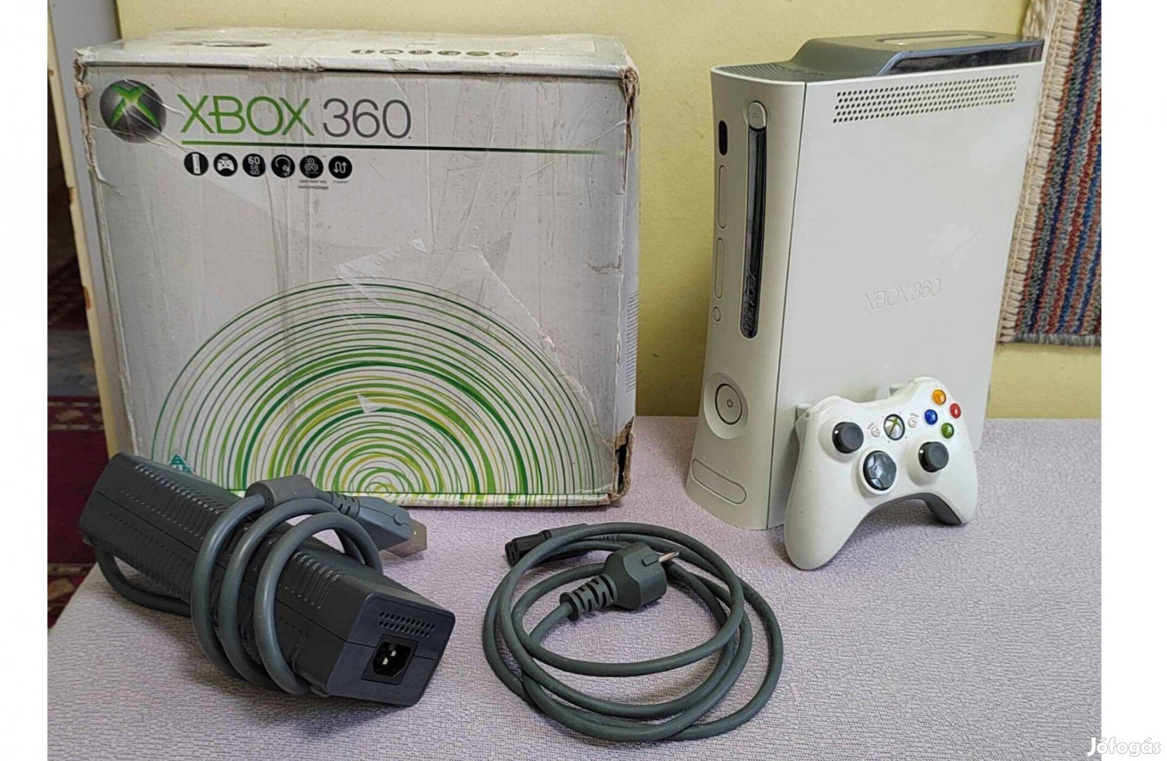Xbox 360 Játékkonzol dobozában 16db játékkal (Minecraft, forza stb)
