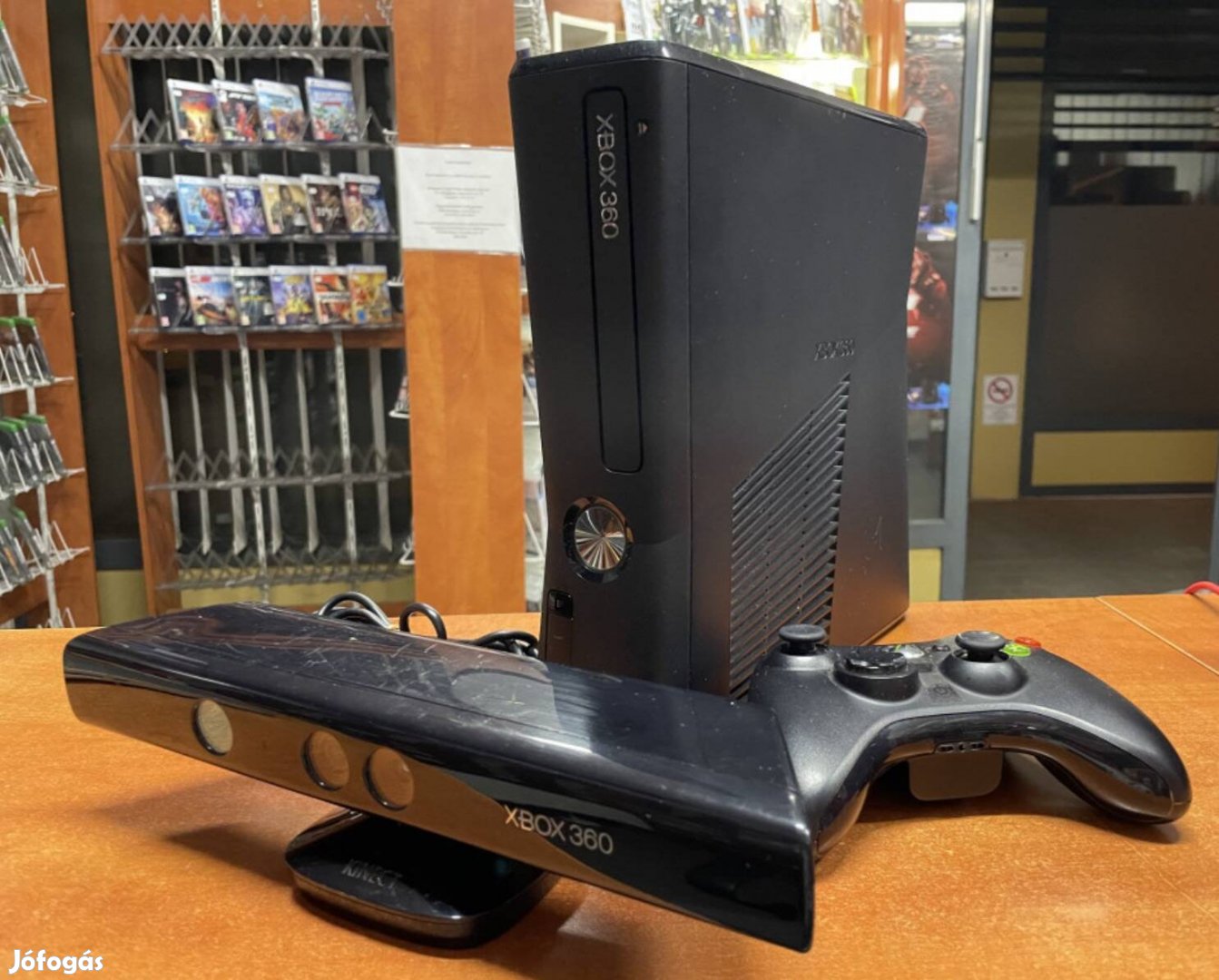 Xbox 360 S (250GB) sok játékkal ,üzletből garanciával eladó!