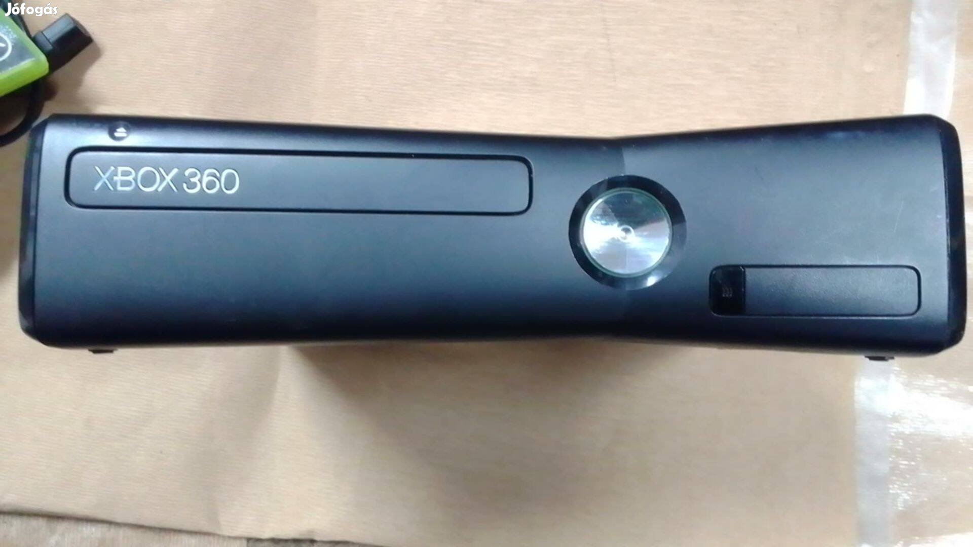 Xbox 360 S +2 játék