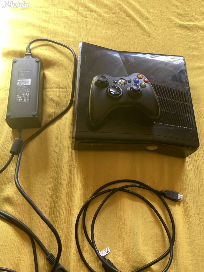 Xbox 360 S konzol