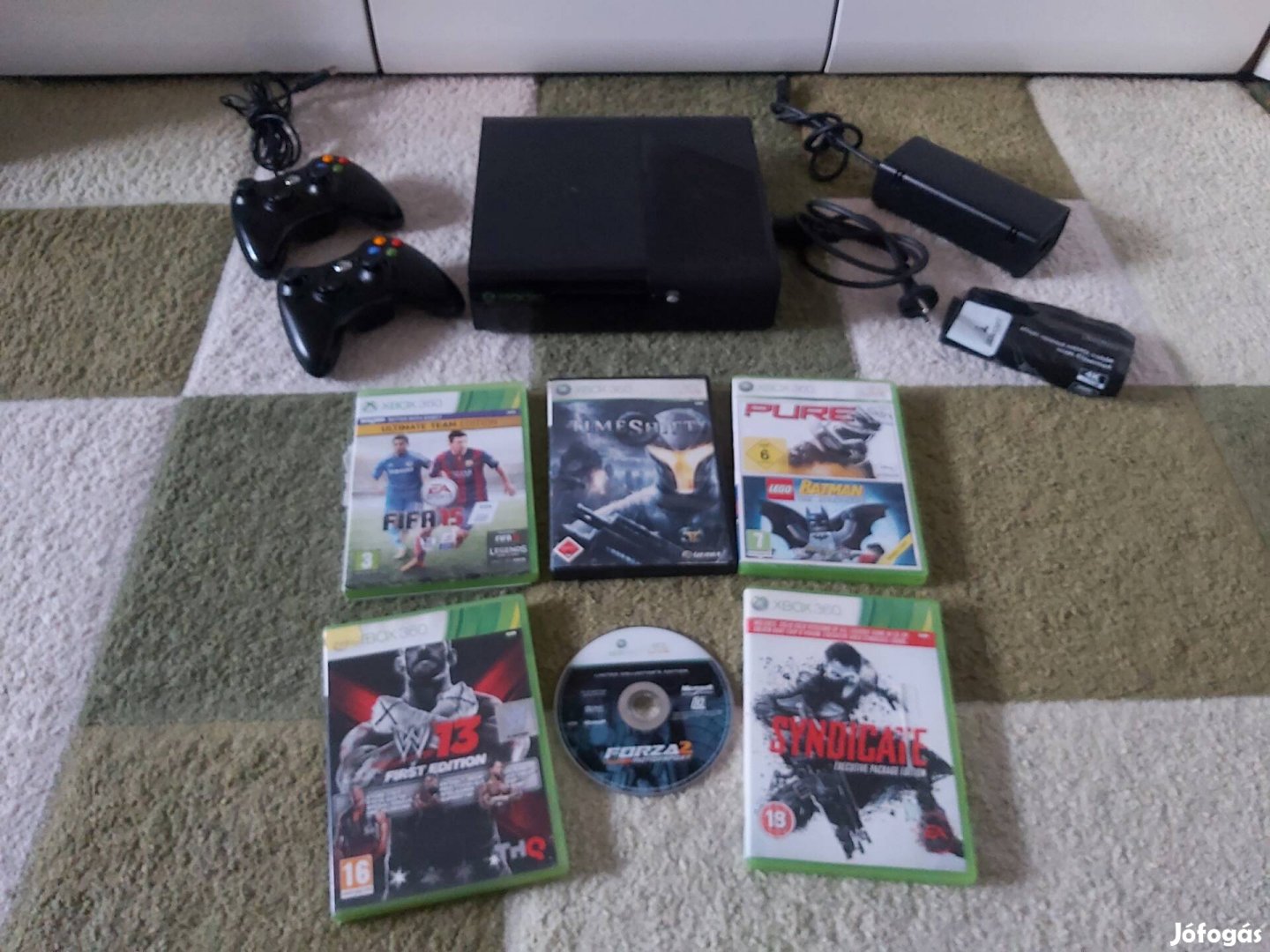 Xbox 360 Xbox360 E Slim 500GB 2db Kontrollerrel Játékokkal 