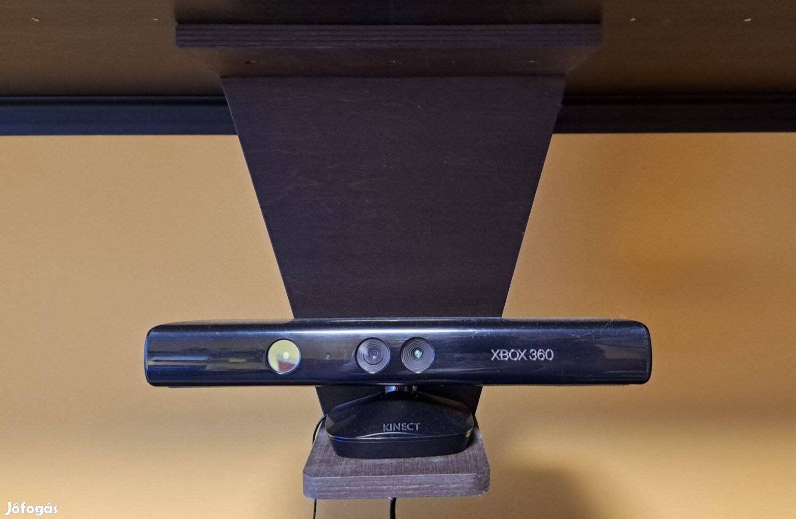 Xbox 360 kinect tartó polc fából