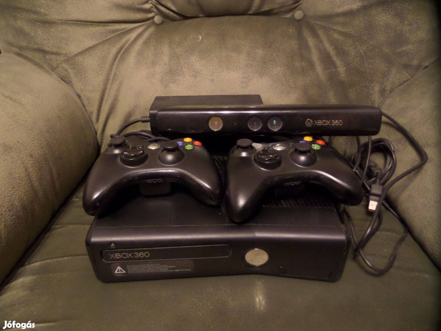 Xbox 360 konzol, kontroller, kinekt