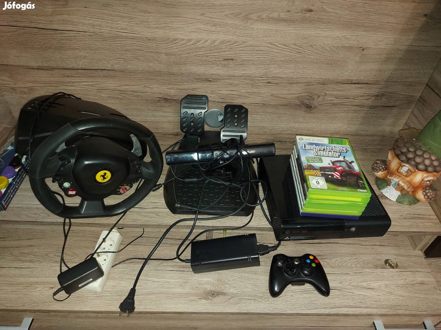 Xbox 360 konzol+kormány+kamera+lemezek.