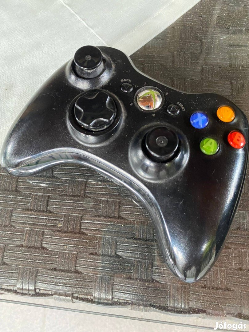 Xbox 360 konzolhoz vezeték nélküli fekete színű kontroller/joystic