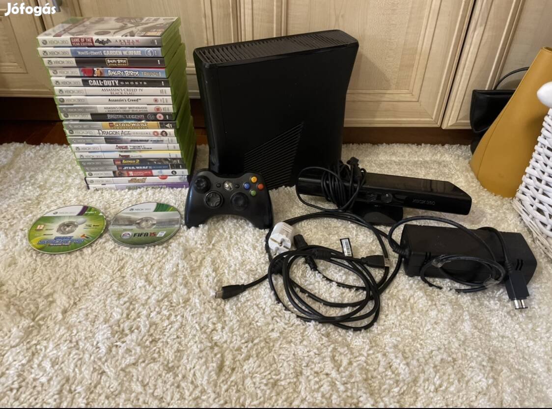 Xbox 360 slim 21+3 játékkal és kinnecttel