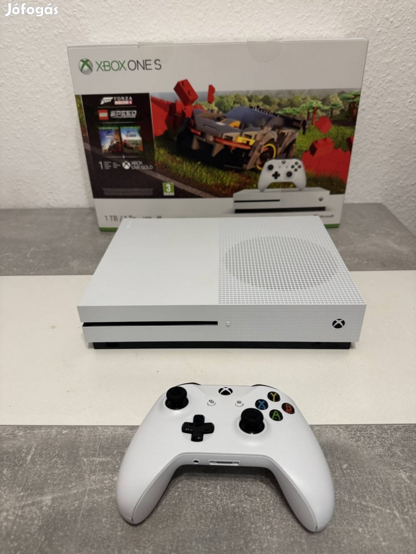 Xbox ONE S 1TB - alig használt, újszerű állapot