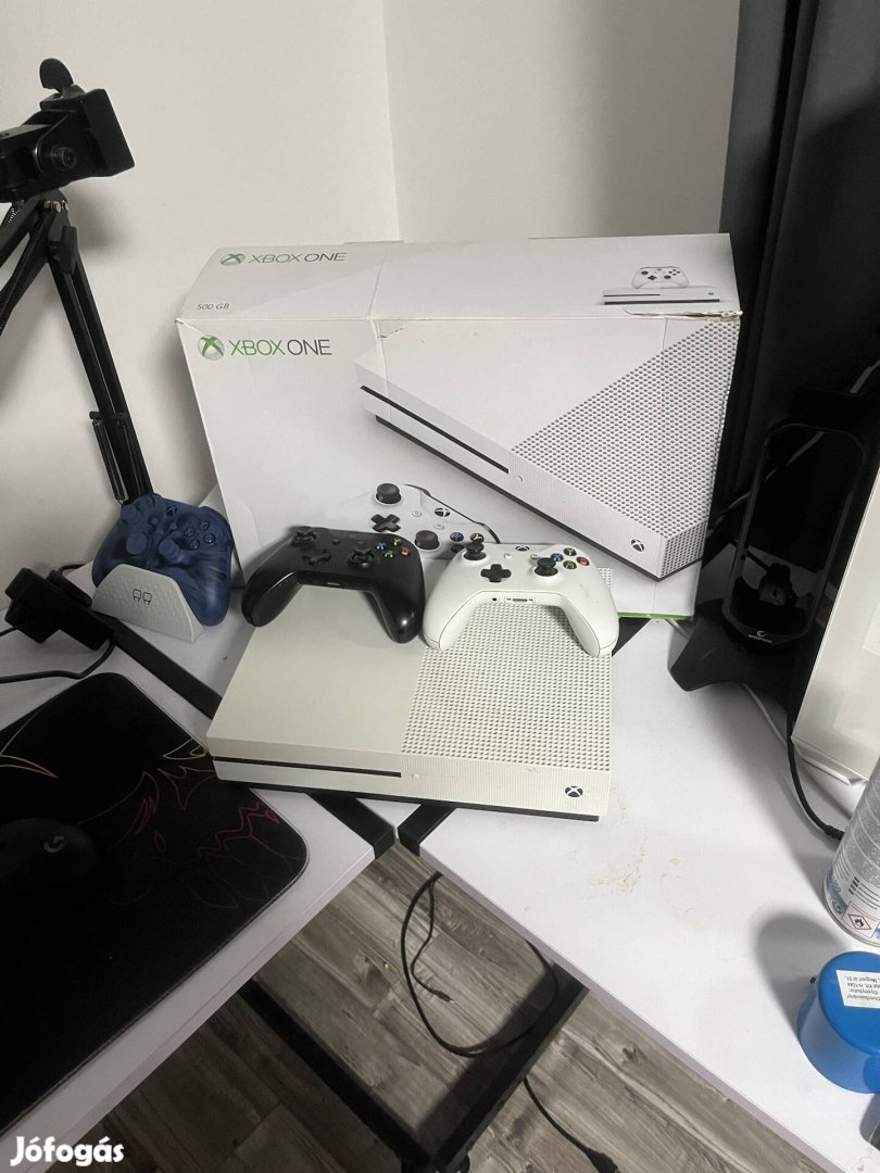 Xbox ONE S 500gb 2 kontroller