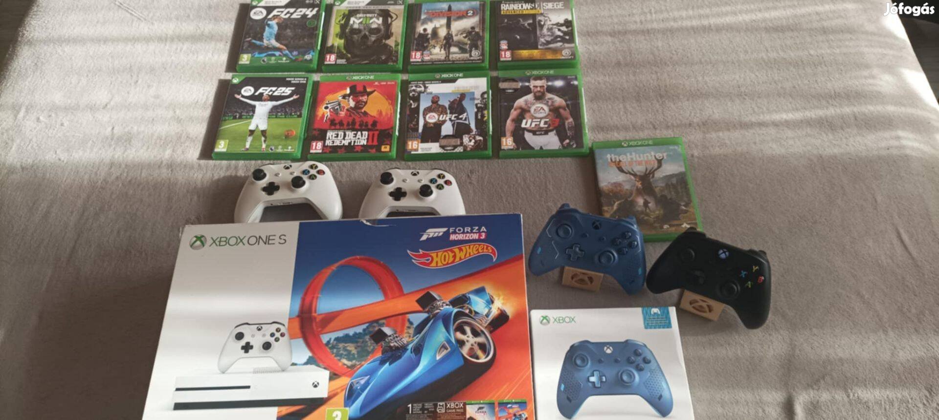 Xbox ONE S + 4 kontroller + FC25 + képen látható játékok