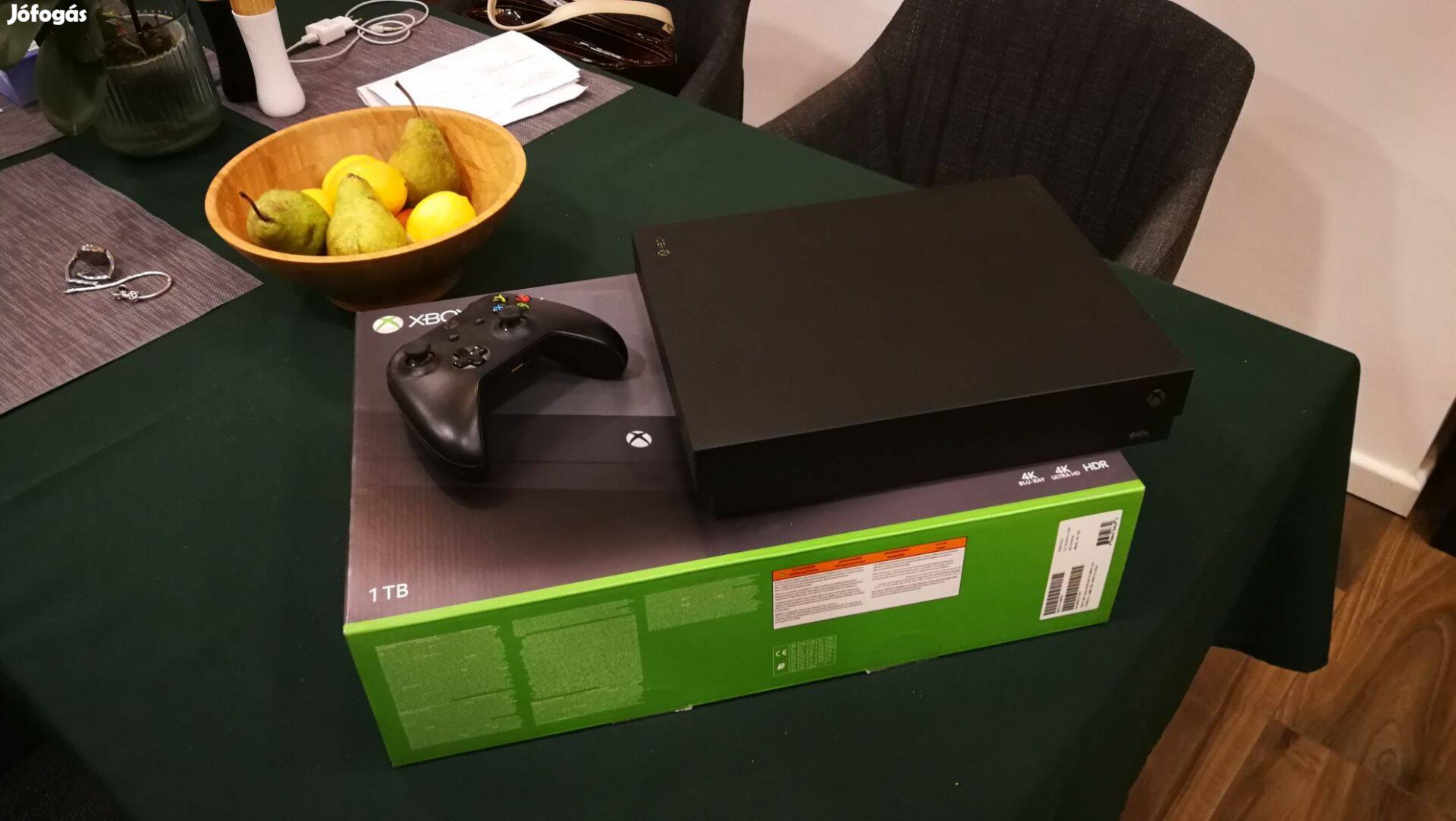 Xbox ONE X 1 TB használt eladó