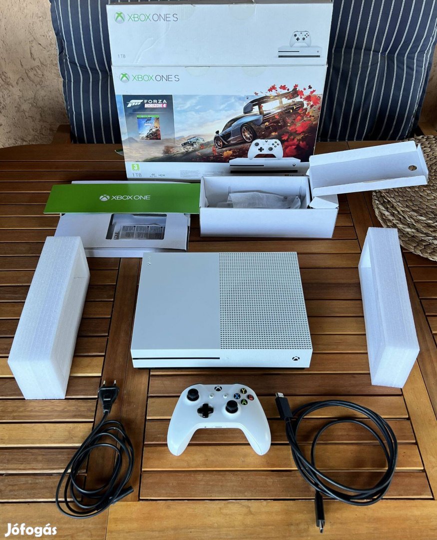 Xbox One 1TB - Számlával, 1 év garanciával