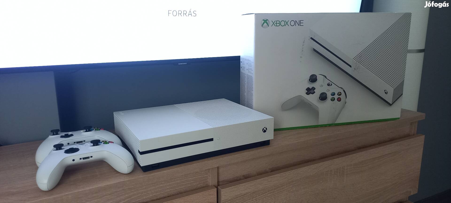 Xbox One S 1TB HDD konzol 2db Microsoft kontrollerrel