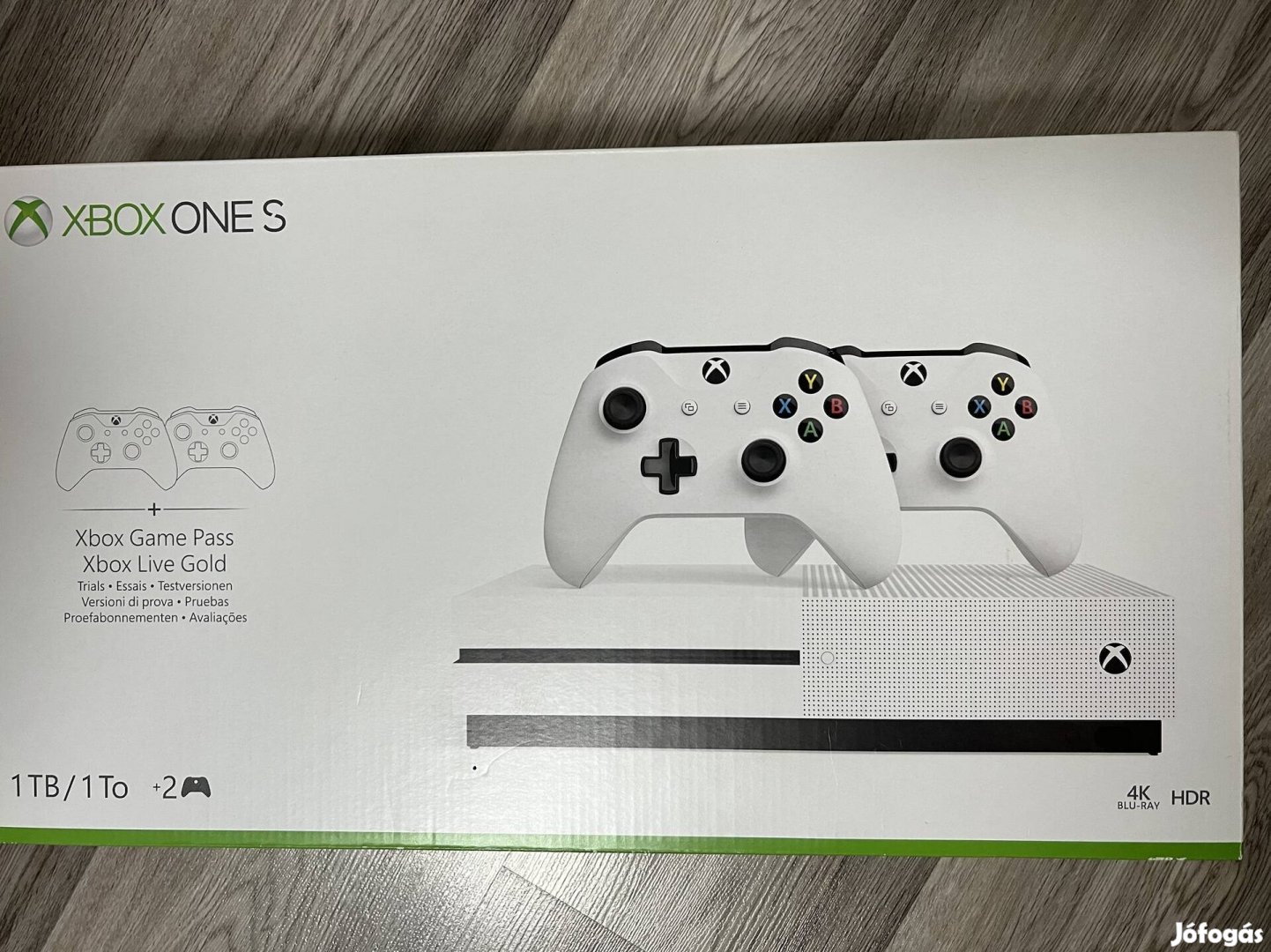 Xbox One S 1 TB +  1 kontroller