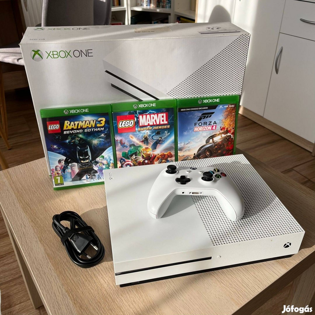 Xbox One S 500GB (3 db játék ajándék)