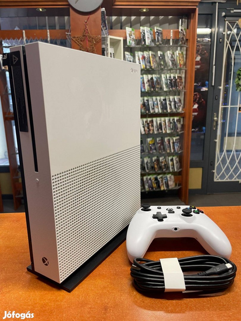 Xbox One S (500GB) üzletből garanciával eladó!