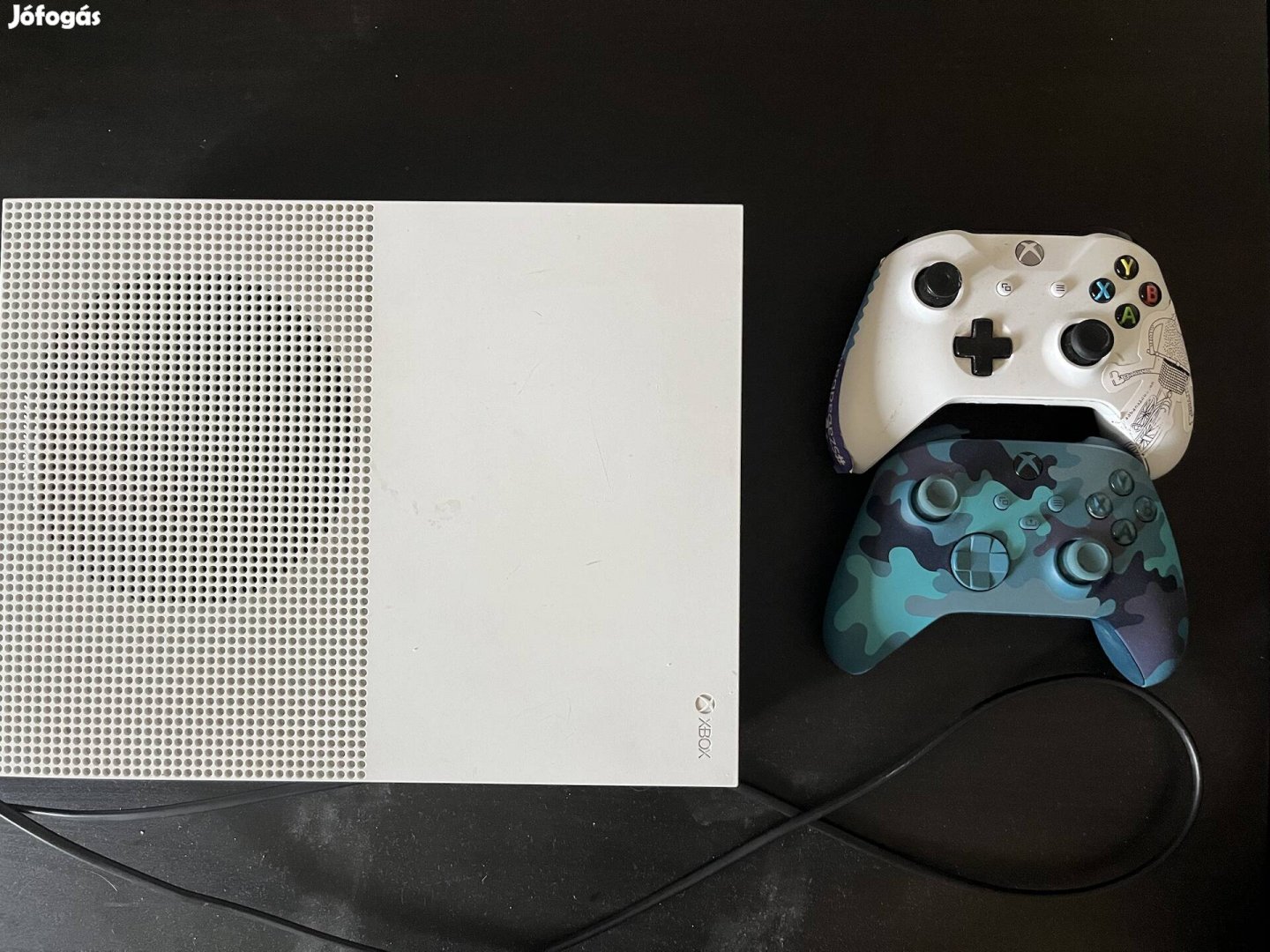 Xbox One S konzol