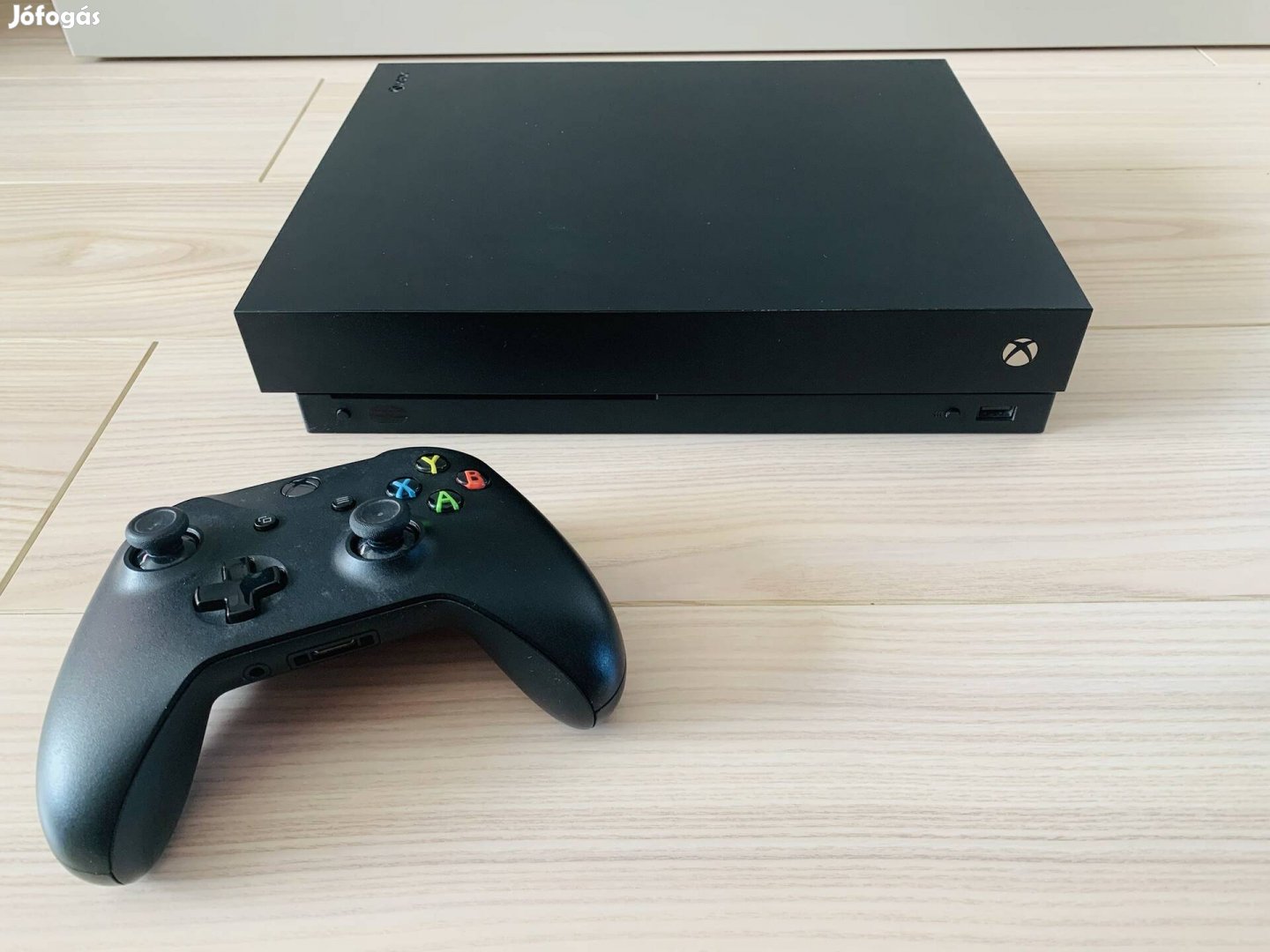 Xbox One X 1TB+2 játék (Forza 4 és 7)