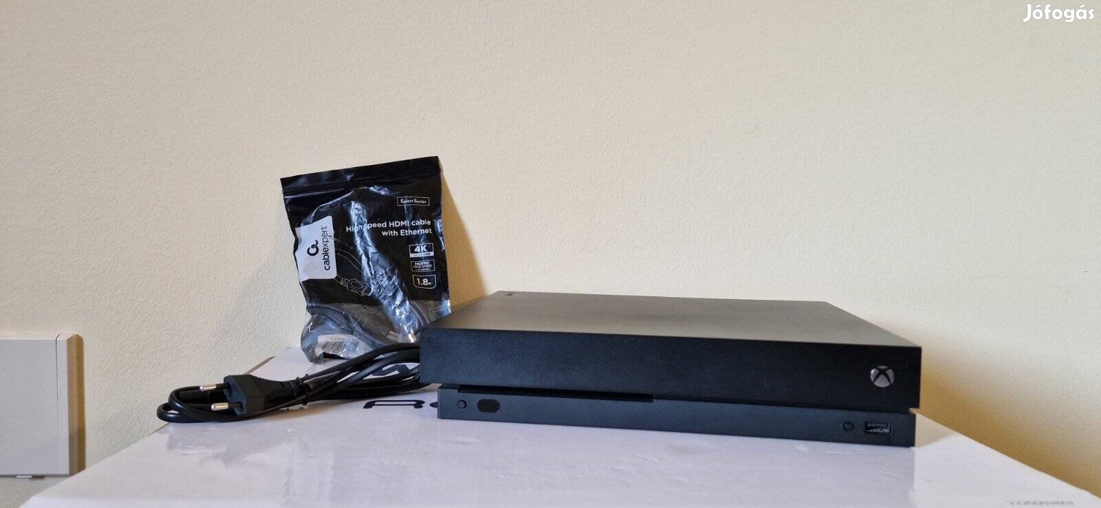 Xbox One X 1Tb Konzol Eladó