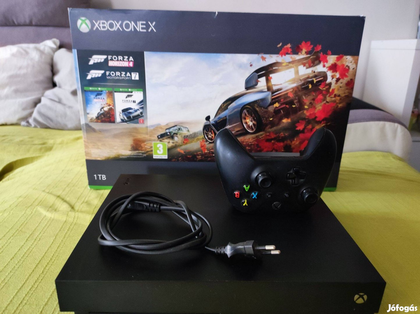 Xbox One X 1 TB