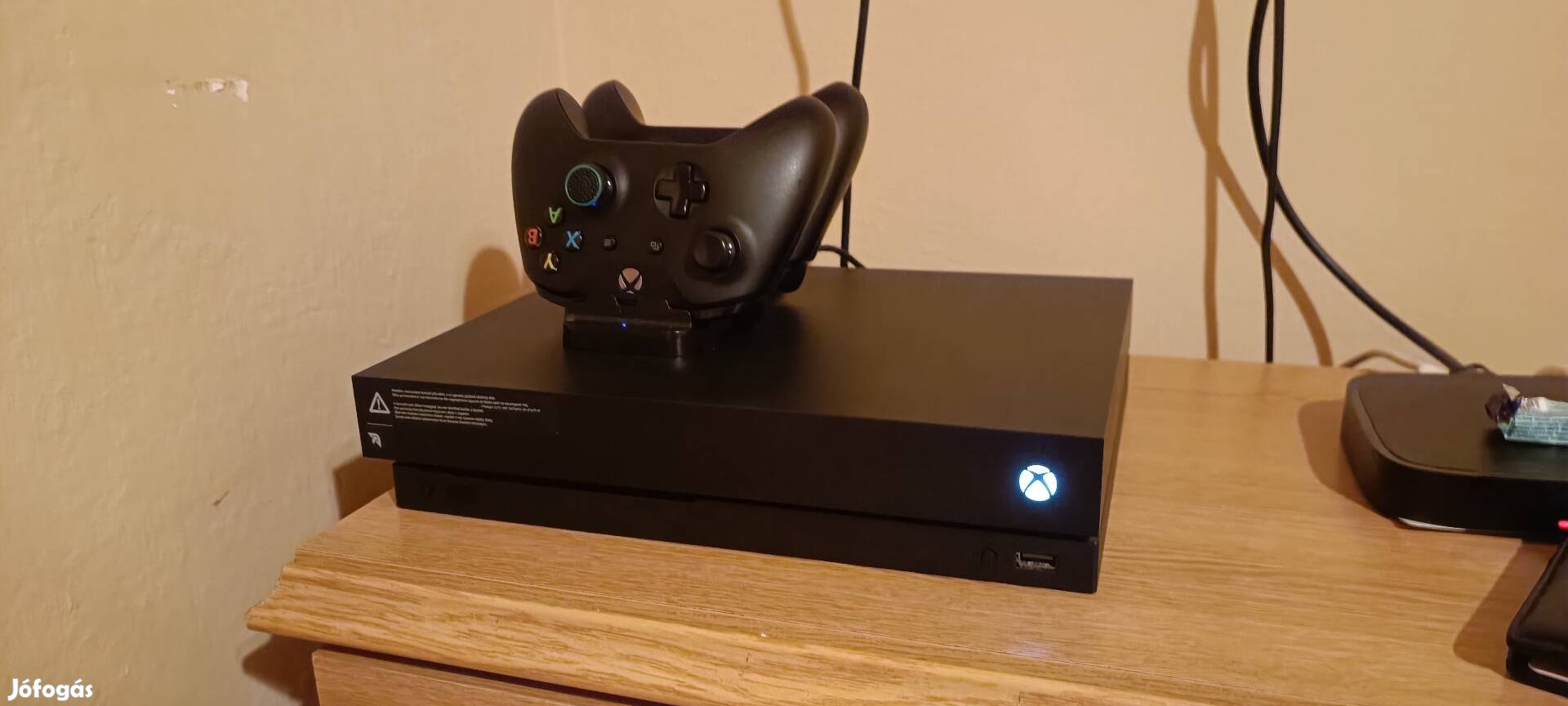 Xbox One X 2 karral