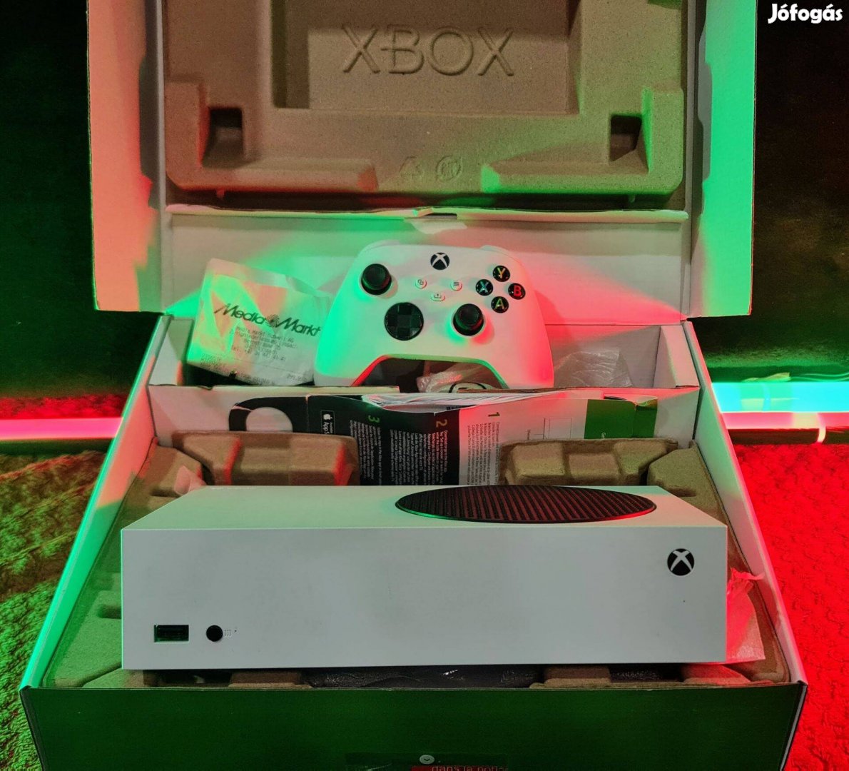 Xbox Series S 512GB 1 karral újszerű állapotban, gyári garis 2025.02