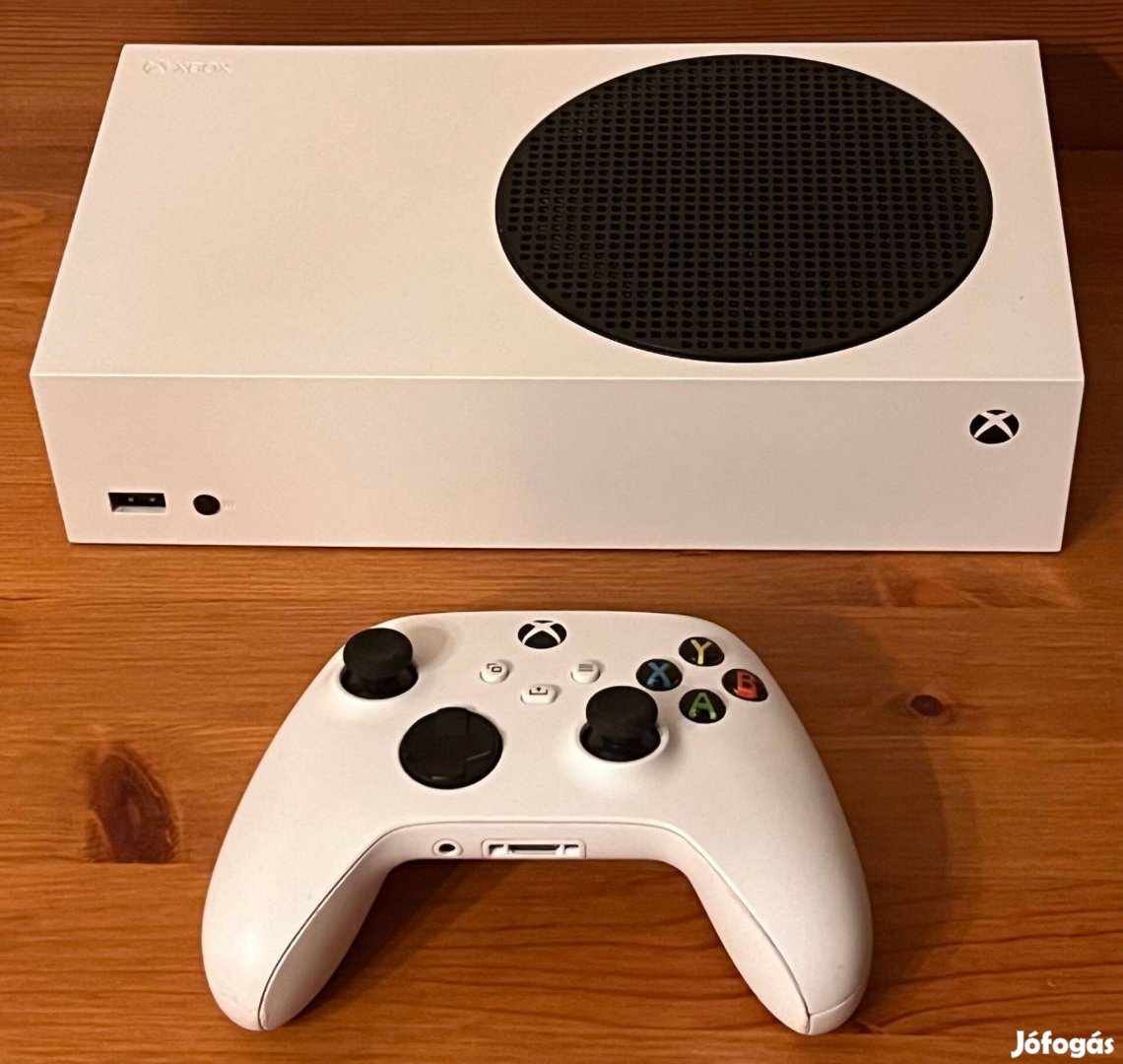Xbox Series S 512 GB - 1 kontrollerrel - Számlával, 1 év