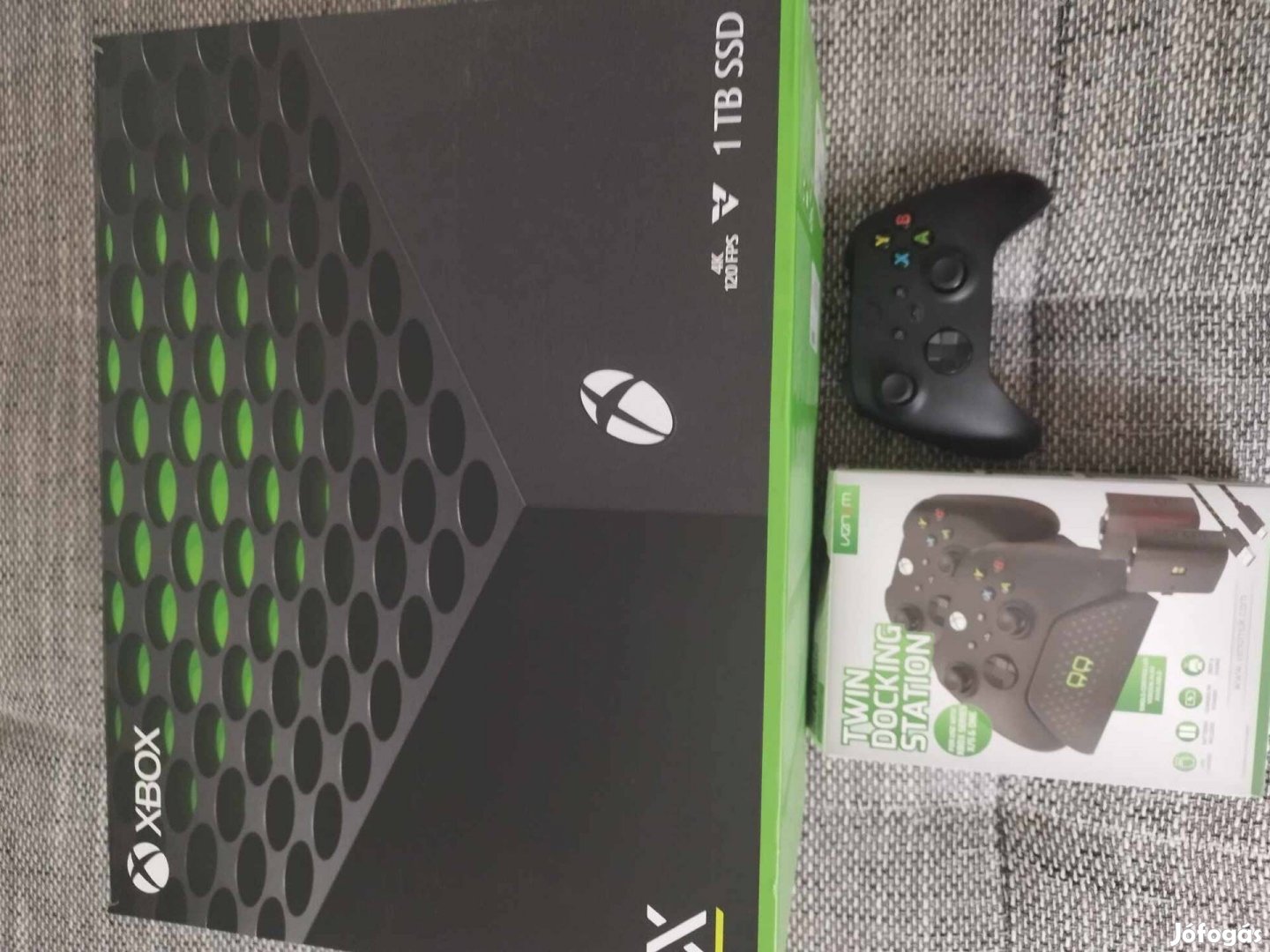 Xbox Series X 1 TB + Töltő Akkumulátor + FIFA 23