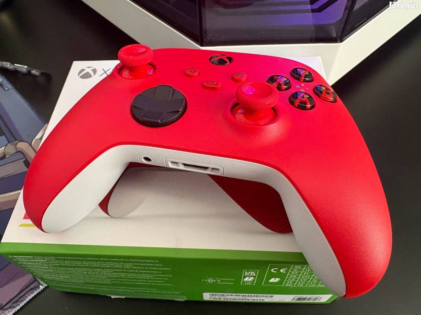 Xbox Wireless Controller - Pulse Red