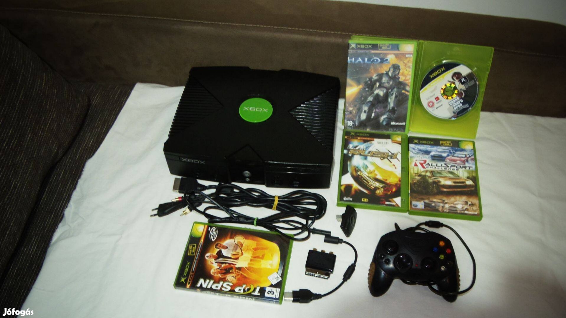 Xbox classic konzol pakk (1db joy, 5db játék, újszerű)