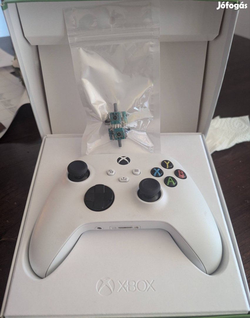 Xbox kontroller / Controller kis hibával, alkatrésszel 