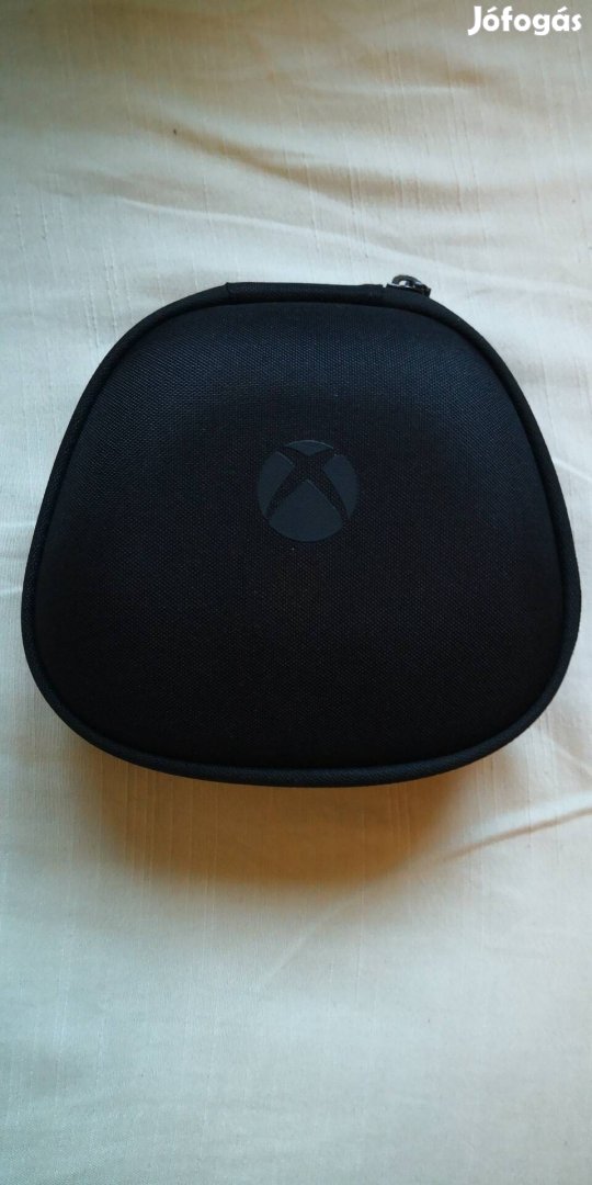 Xbox kontroller tartó, gombokkal eladó. 